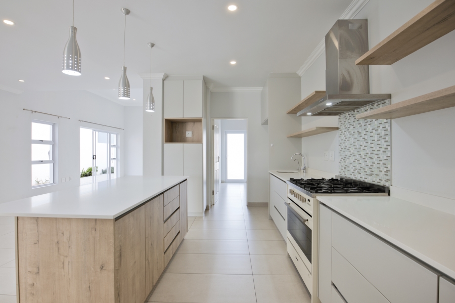 4 Bedroom Property for Sale in Sagewood Western Cape